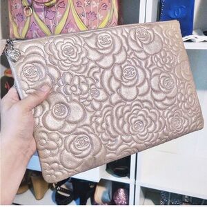 Authentic Chanel Limited Edition Rose Gold Shimmer Camellia O case / Clutch